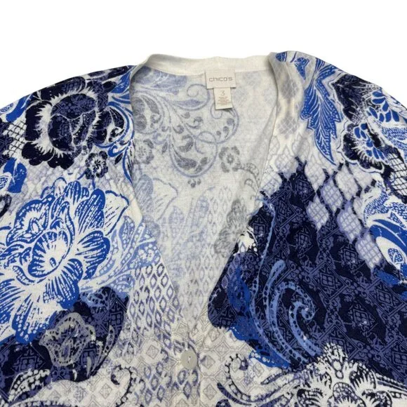 Chico's Women's Floral Paisley V-Neck Button Front Cardigan Sweater, Sz 3 /US XL - Picture 4 of 10